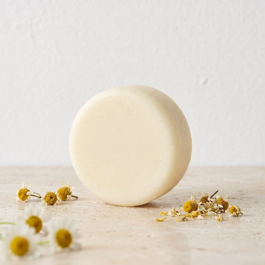 Shampoo en Barra de Manzanilla |Aclarante Natural y Brillo Radiante
