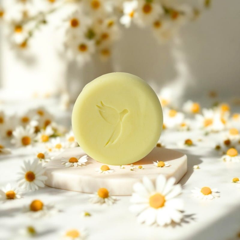 Acondicionador en Barra de Manzanilla – Nutrición Profunda y Reflejos Dorados - Ara Jabones