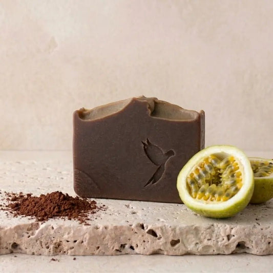 Jabón Artesanal de Cacao & Maracuyá: Nutrición Intensa y Antioxidante - Ara Jabones